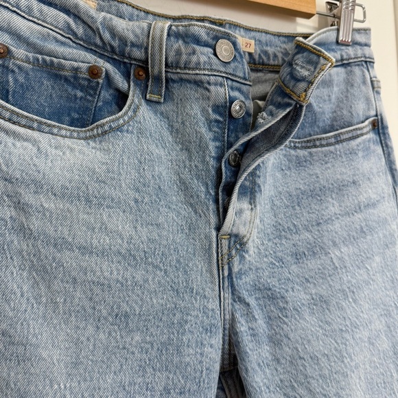 Levi’s Wedgie Premium Icon Fit Jeans Straight Leg Tango Light Wash Size 27 Chic - Picture 6 of 13